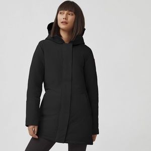 Canada Goose "Victoria Parka" Perfect Condition